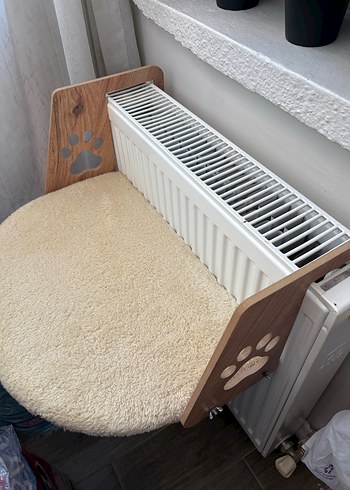 Ahşap Detaylı Peluş Kedi Kalorifer Yatağı - Görsel 3