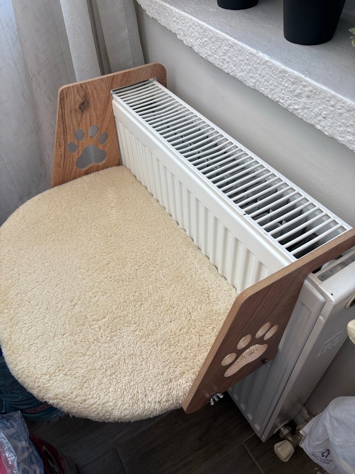 Ahşap Detaylı Peluş Kedi Kalorifer Yatağı - Görsel 3