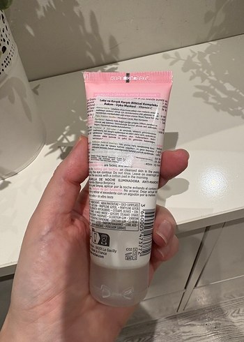 Yves Rocher Leke ve Kırışık Karşıtı Uyku Maskesi - Görsel 3