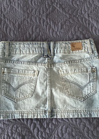 Pull and Bear Düğmeli Mavi Mini Kot Etek