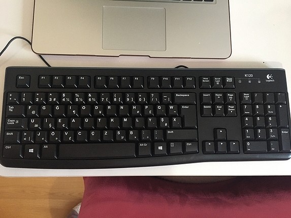 diğer Beden Logitech F On Parmak Klavye