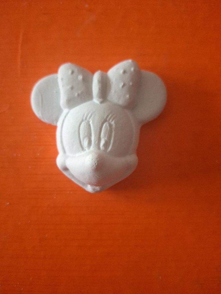 Beyaz Minnie ve Stitch ham boyaöa Figürleri - Görsel 3