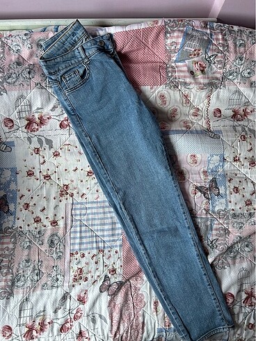 Zara Mom jean