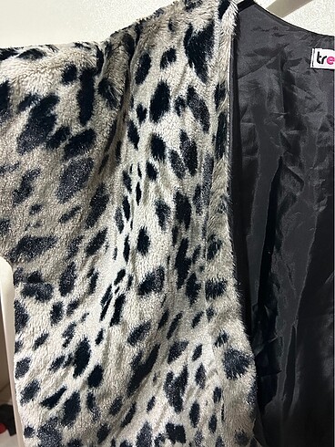 Zara Leopar peluş yelek