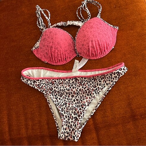 kom bikini takımı üstü altı leoparlı desenli animal print pembe