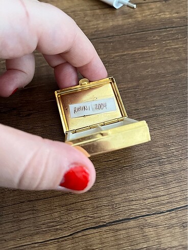Beden Renk vintage ilaç kutusu antika secondhand bitpazarı finds yunuslu do