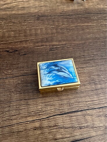 American Vintage vintage ilaç kutusu antika secondhand bitpazarı finds yunuslu do