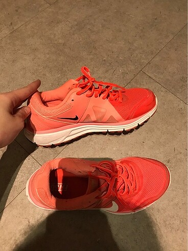 Nike Nike koşu ayakkabısı