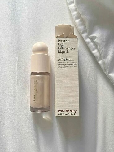rare beauty highlighter