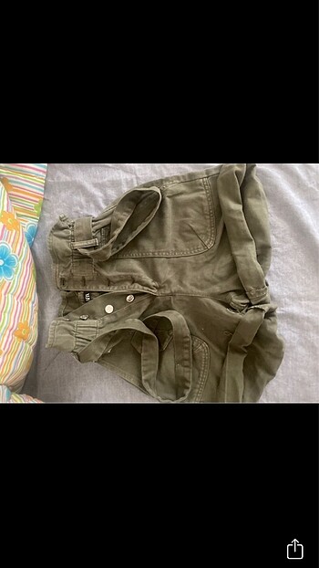 xs Beden ZARA HAKİ ŞORT
