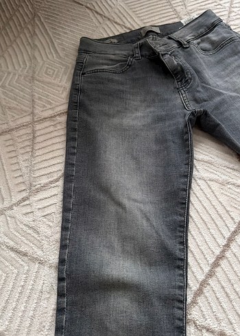 Gri Kadın Kot Pantolon - Normal Boy - Görsel 5