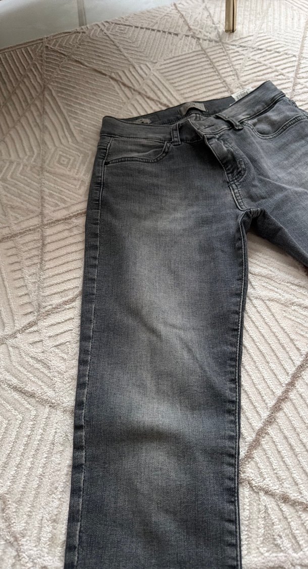 Gri Kadın Kot Pantolon - Normal Boy - Görsel 5