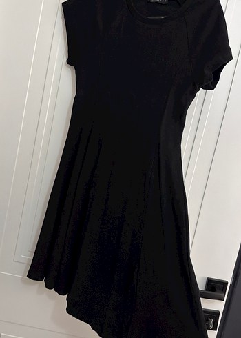 Siyah V Yakalı Kısa Kollu Midi Elbise - Görsel 2