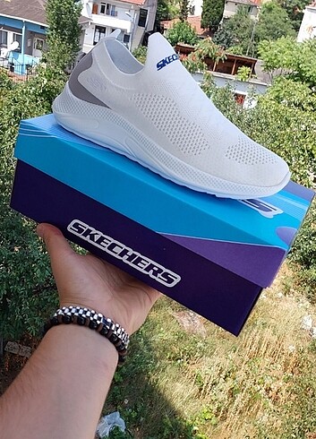 Skechers Spor ayakkabı sıfır orijinal kutusunda 