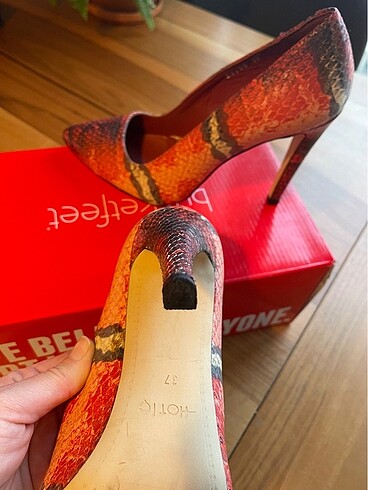 Hotiç Gerçek Deri Kadın Stiletto ve Culutch Çanta - Görsel 5