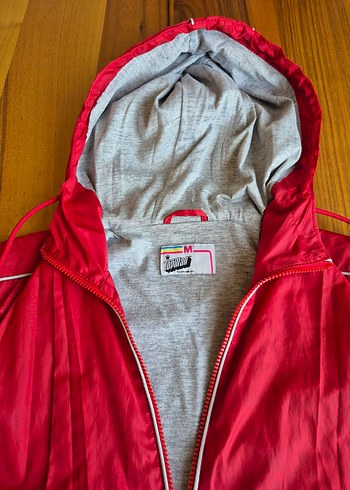 TopMen Erkek Kırmızı Spor Kapüşonlu Fermuarlı Yağmurluk