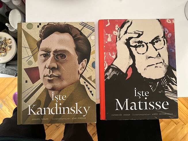 Kandinsky ve Matisse ciltli kitap