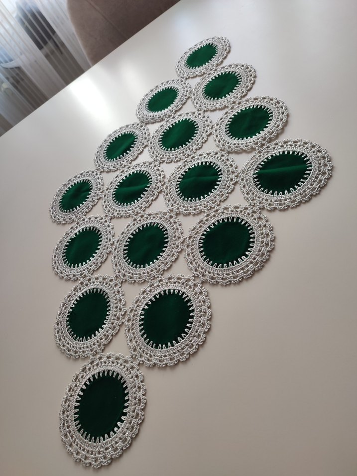 Yeşil Kadife ve ve beyaz dantel raner - Görsel 2