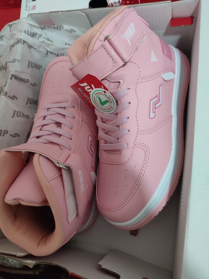 Pembe çocuk bot - Görsel 2