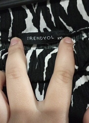 Asimetrik midi boy etek - Görsel 3