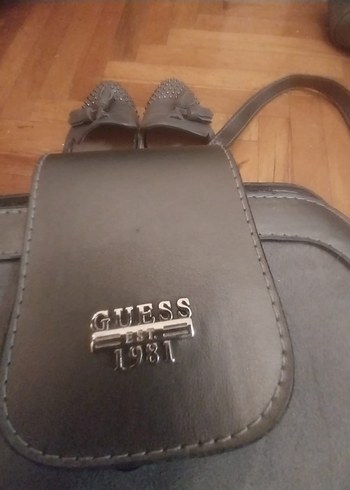 Guess Guess Gri Süet Tokalı Kadın Çanta