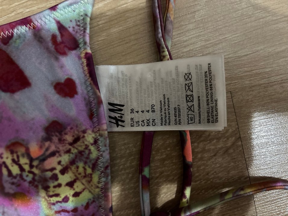 H&M marka Boncuk Detaylı Renkli Bağlamalı Mini Bikini Üstü - Görsel 3