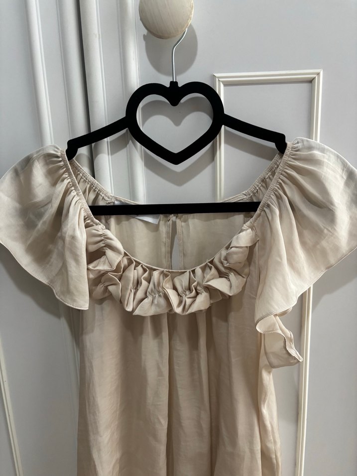 Roman marka Kısa Kollu Bej Keten Fırfırlı Bluz - Görsel 3