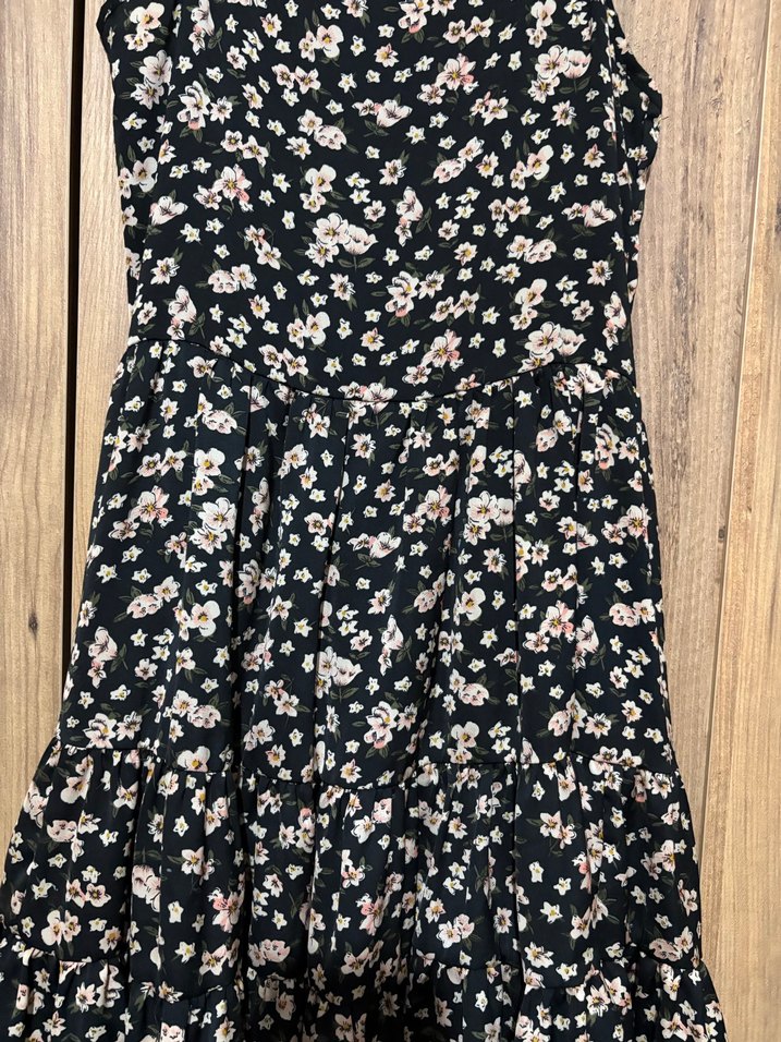 Çiçek Desenli Siyah Askılı  Elbise - Görsel 2