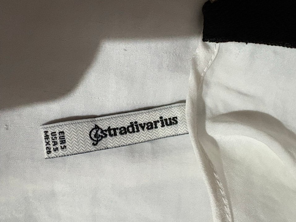 Beyaz Kolsuz Keten Basic Bluz - Görsel 4