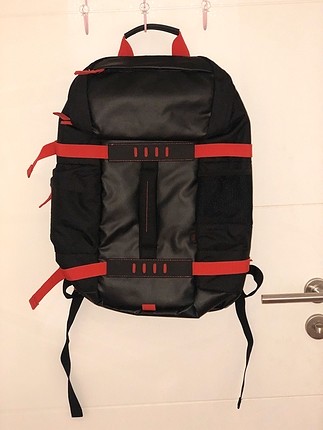 Zara HP LAPTOP SIRT ÇANTASI