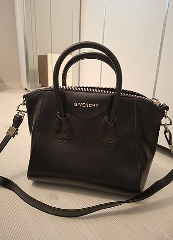 GIVENCHY Bayan çanta 