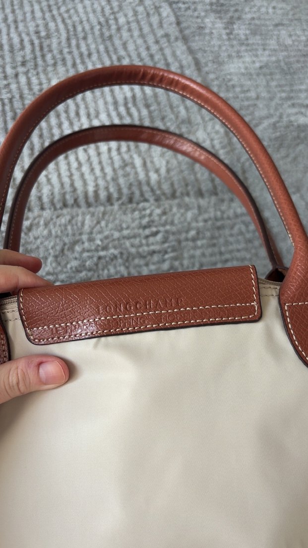 Longchamp m boy krem rengi - Görsel 5