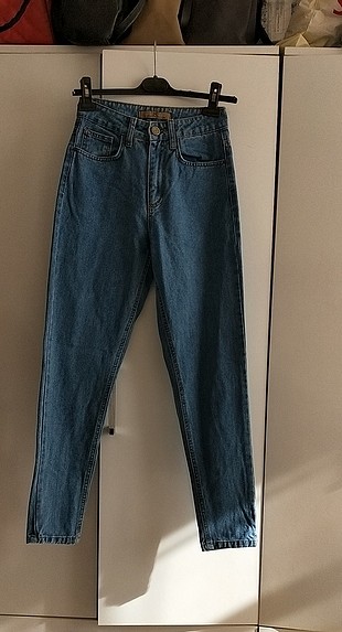Mom Jean 
