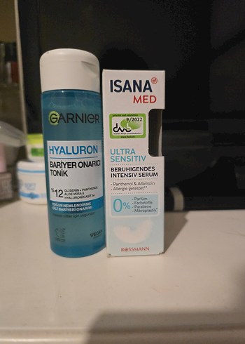 Garnier Hyaluron Tonik ve ISANA Med Serum