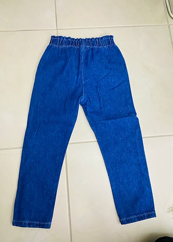 LC Waikiki Nakışlı Mavi Kız Çocuk Kot Pantolon