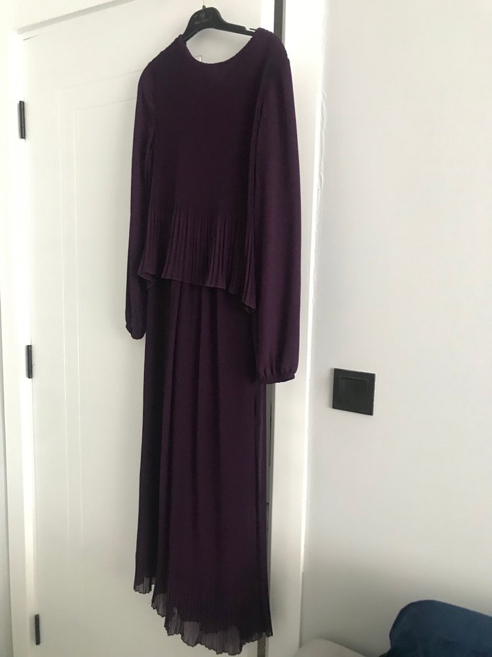 Mor Piliseli Uzun Kadın Elbise - Görsel 3