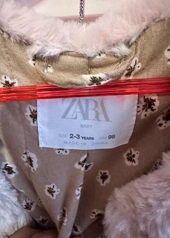 Kız Çocuk Beyaz Kürk Detaylı Yelek - Görsel 6