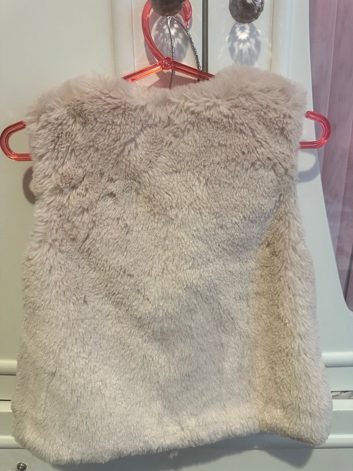 Kız Çocuk Beyaz Kürk Detaylı Yelek - Görsel 2