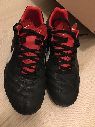 Nike Nike tiempo halı saha 43 numaradır
