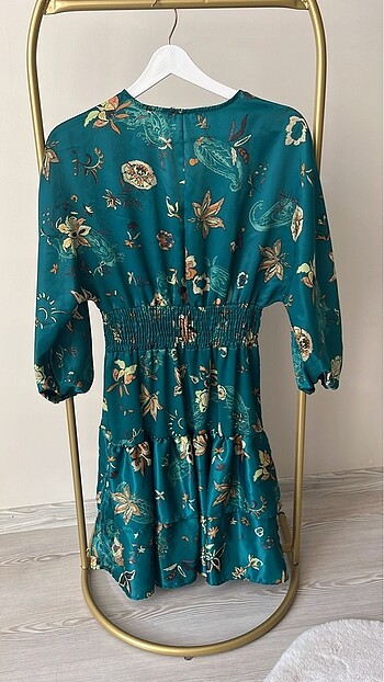 Saten elbise - Görsel 3