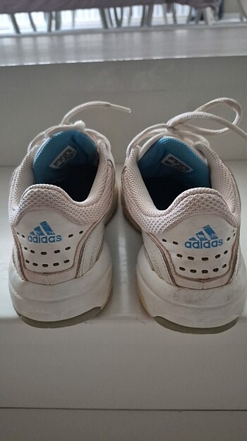 38,5 Beden Adidas spor ayakkabı
