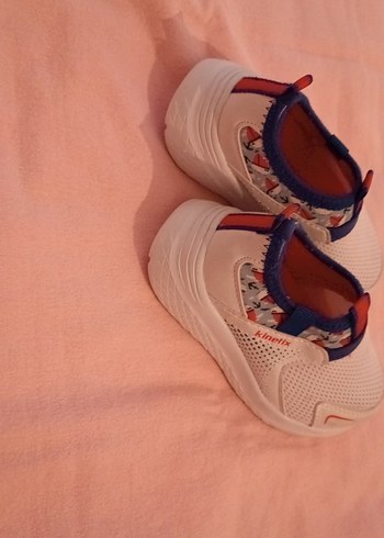 Çocuk Beyaz Renkli Bağcıksız Spor Ayakkabı - Görsel 5