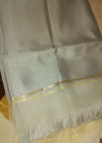 Gri Parlak Kadın Şal - Görsel 5