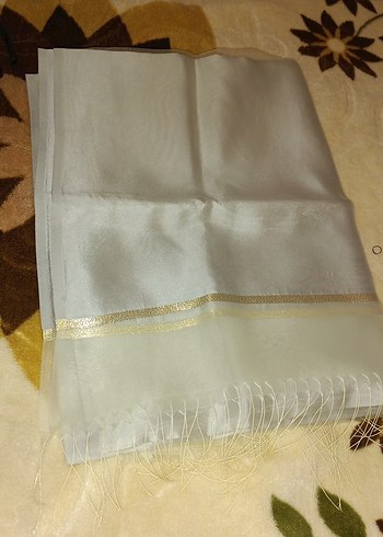 Gri Parlak Kadın Şal - Görsel 4