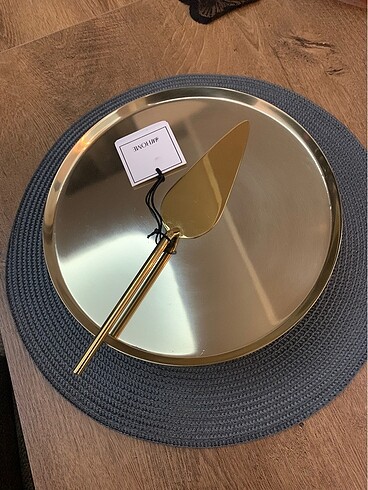 H&M Metal Gold Kek Standı ve Spatula