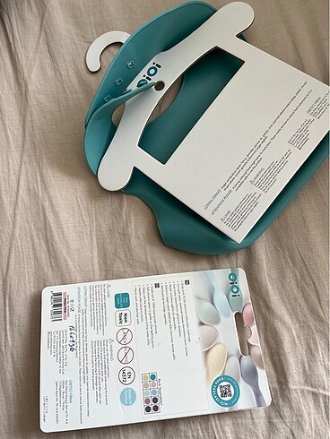 Oioi mama önlüğü ve mama kaşığı - Görsel 2