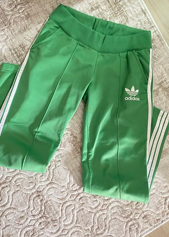 Adidas m