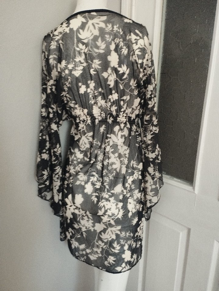 Gri Çiçek Desenli Bohem pareo - Görsel 2