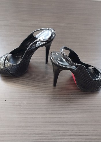 Bambi topuklu ayakkabı - Görsel 2