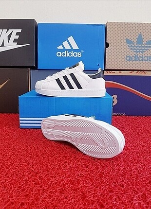 Adidas ADIDAA SUPERSTAR